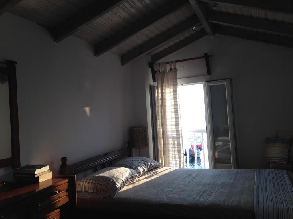 Ireon Samos Beach House Apartment Bagian luar foto