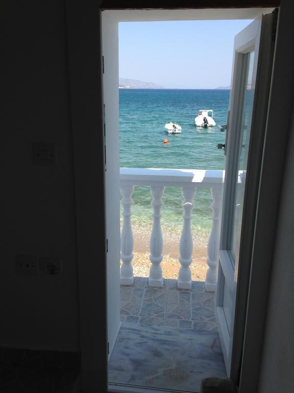 Ireon Samos Beach House Apartment Bagian luar foto